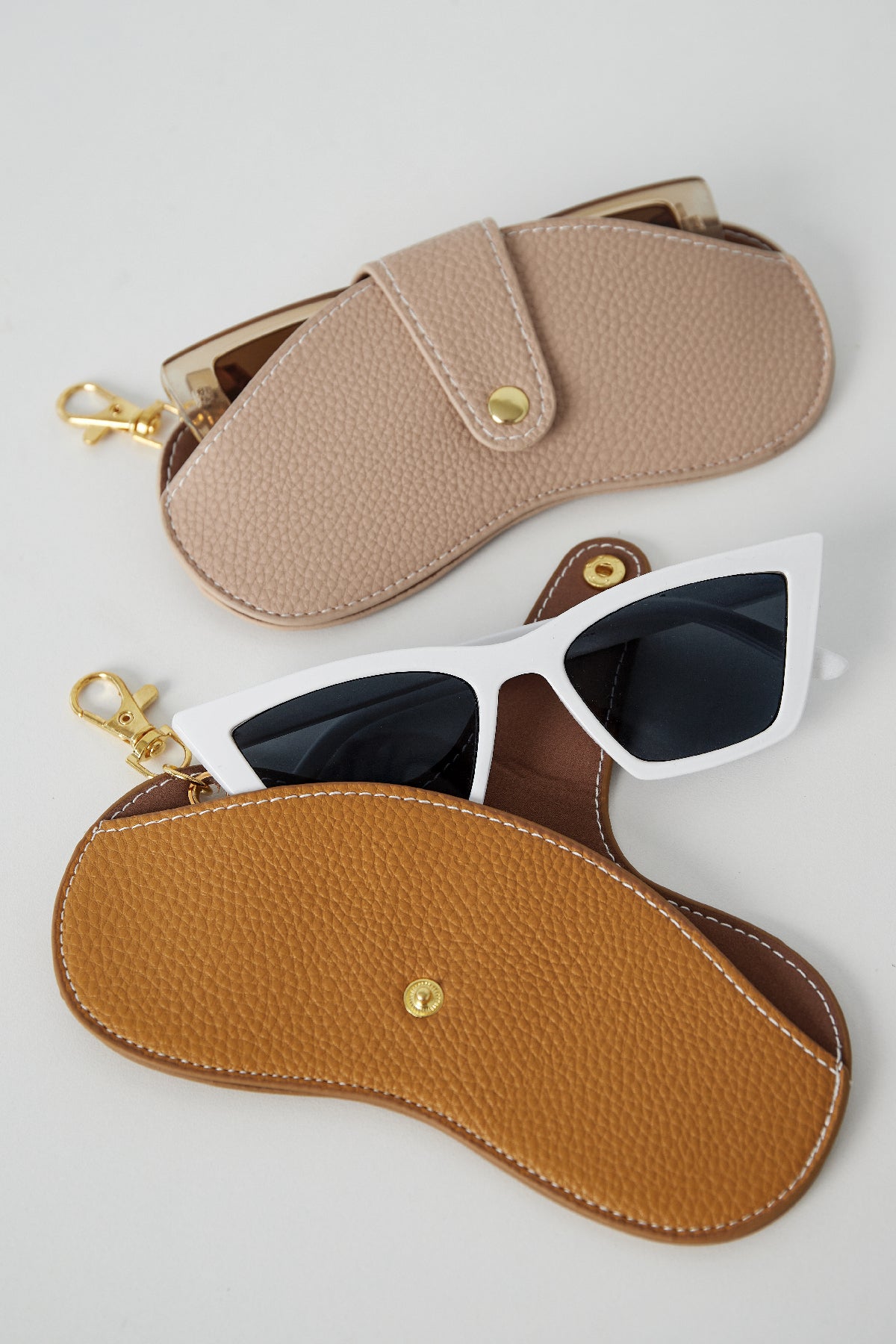 The Clip-On Sunglasses Case SERAMODE