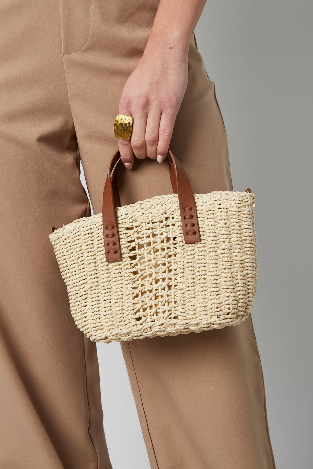 The Basic Shoulder Bag SERAMODE