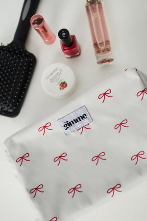 Make-up bag bows