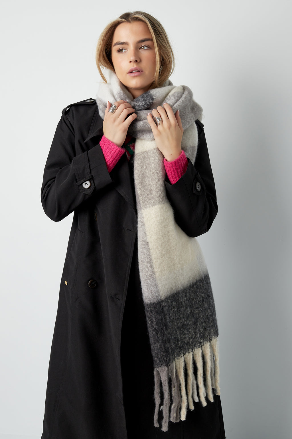 The Elegant Embrace Scarf SERAMODE