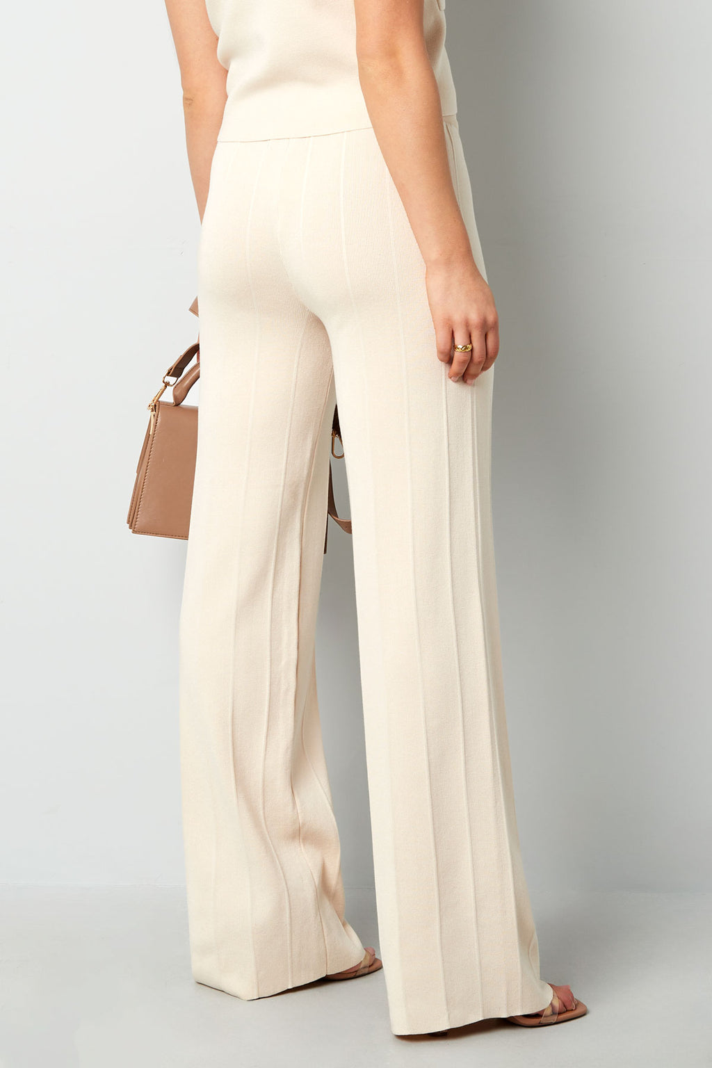 The Elegant Wide Leg Viscose Pants SERAMODE
