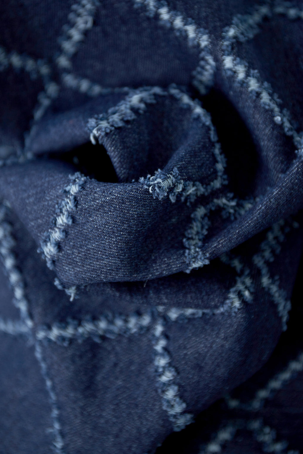 The Geometric Button Top SERAMODE