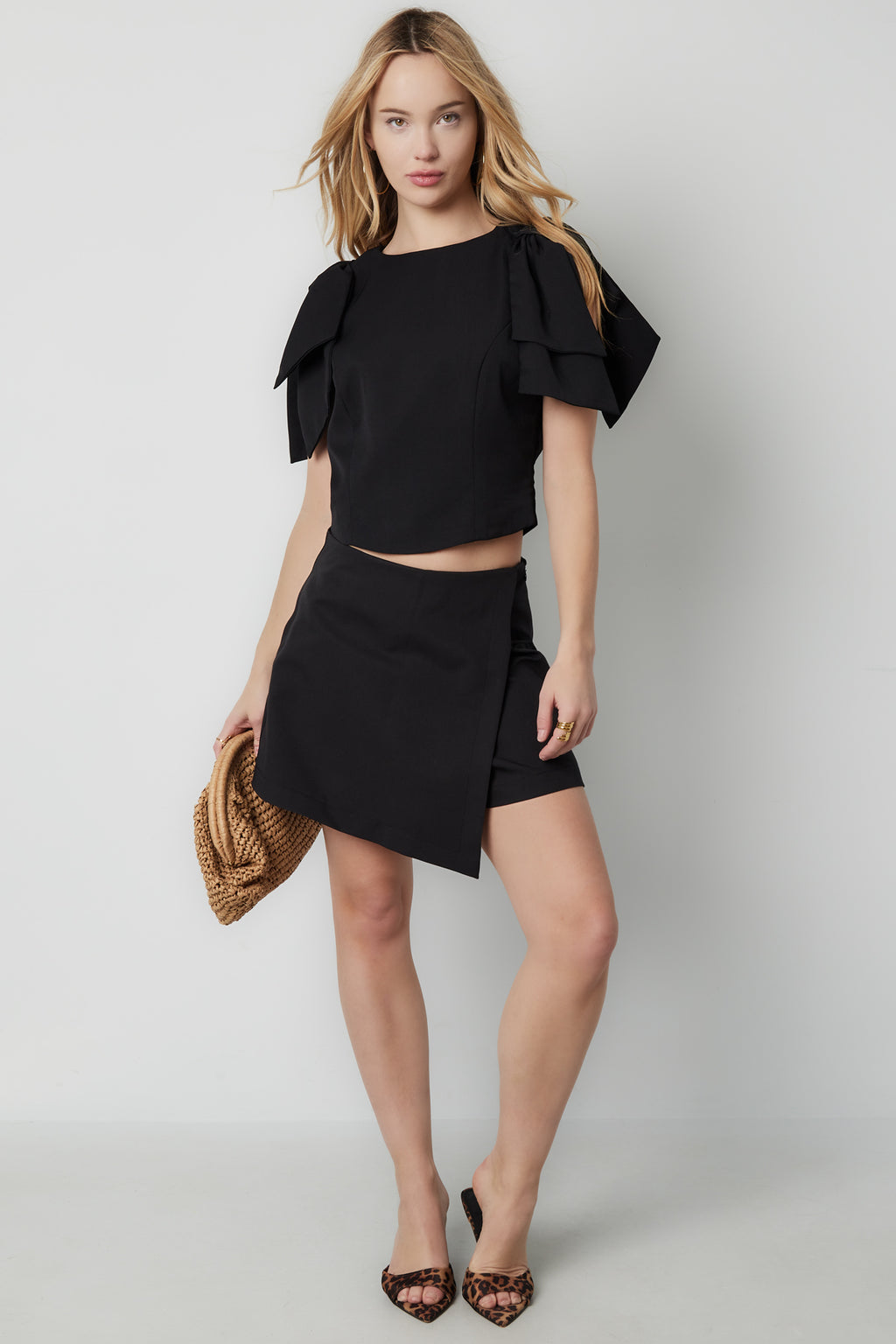 The Ruffle Shoulder Top SERAMODE