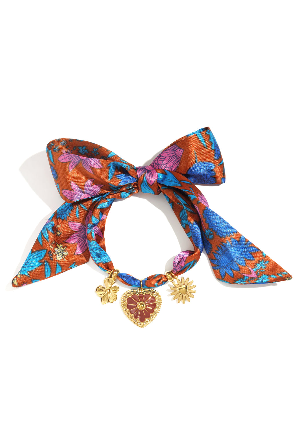 Multicolor zijden armband met bloemenprint en goudkleurige hart charmes