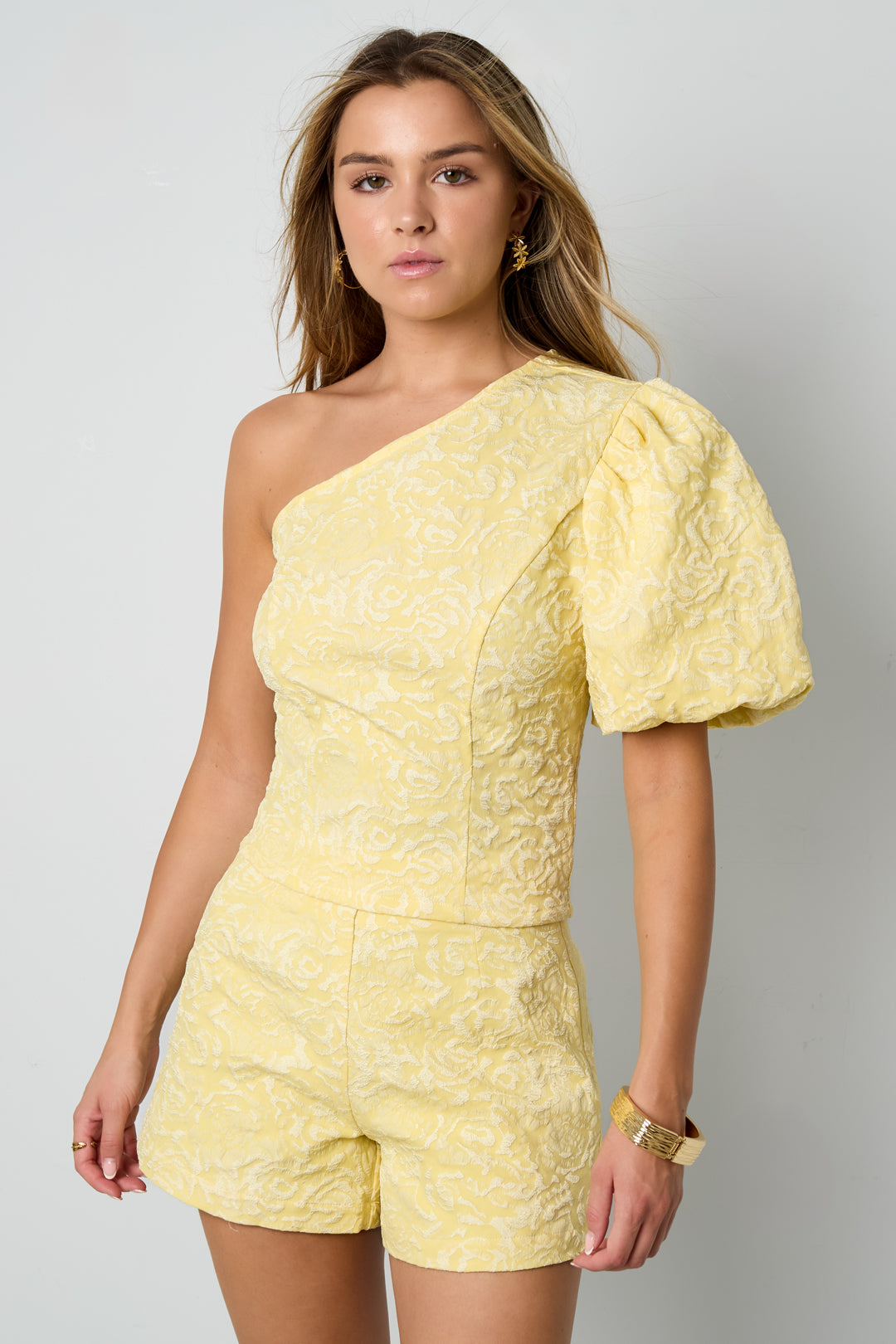 The One Shoulder Floral Top SERAMODE