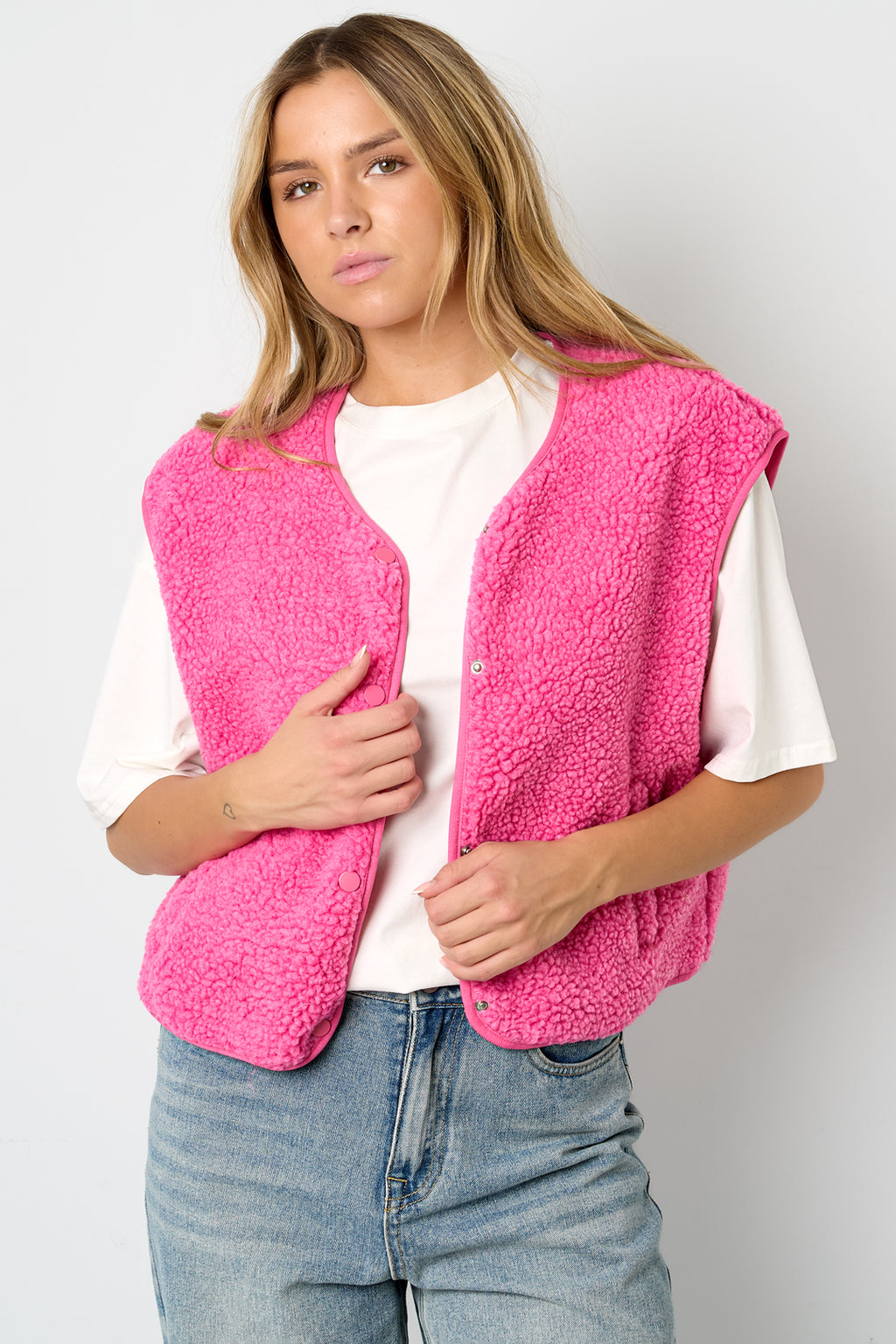 Sleeveless Vest