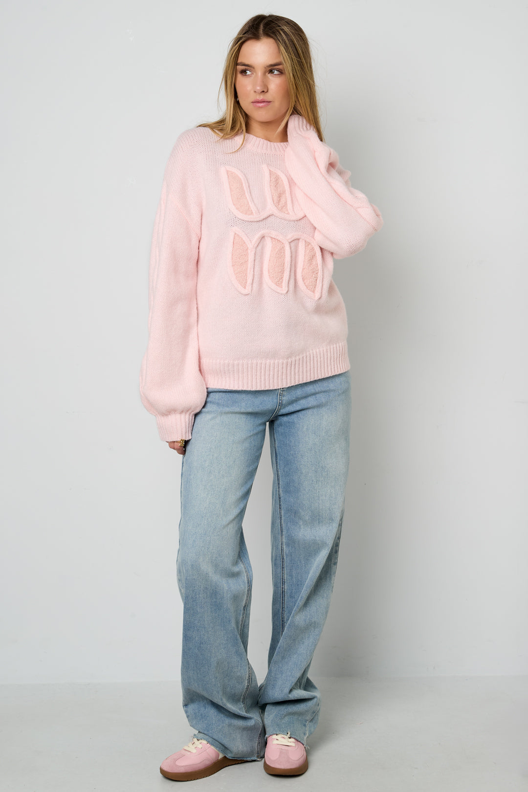 The Letters Knit Sweater SERAMODE