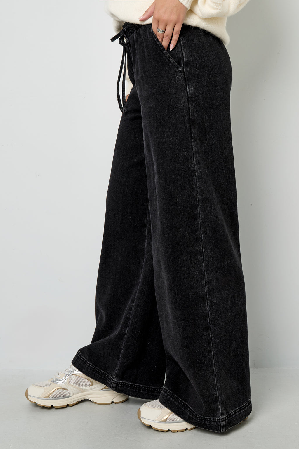 The Sporty Wide Leg Denim SERAMODE