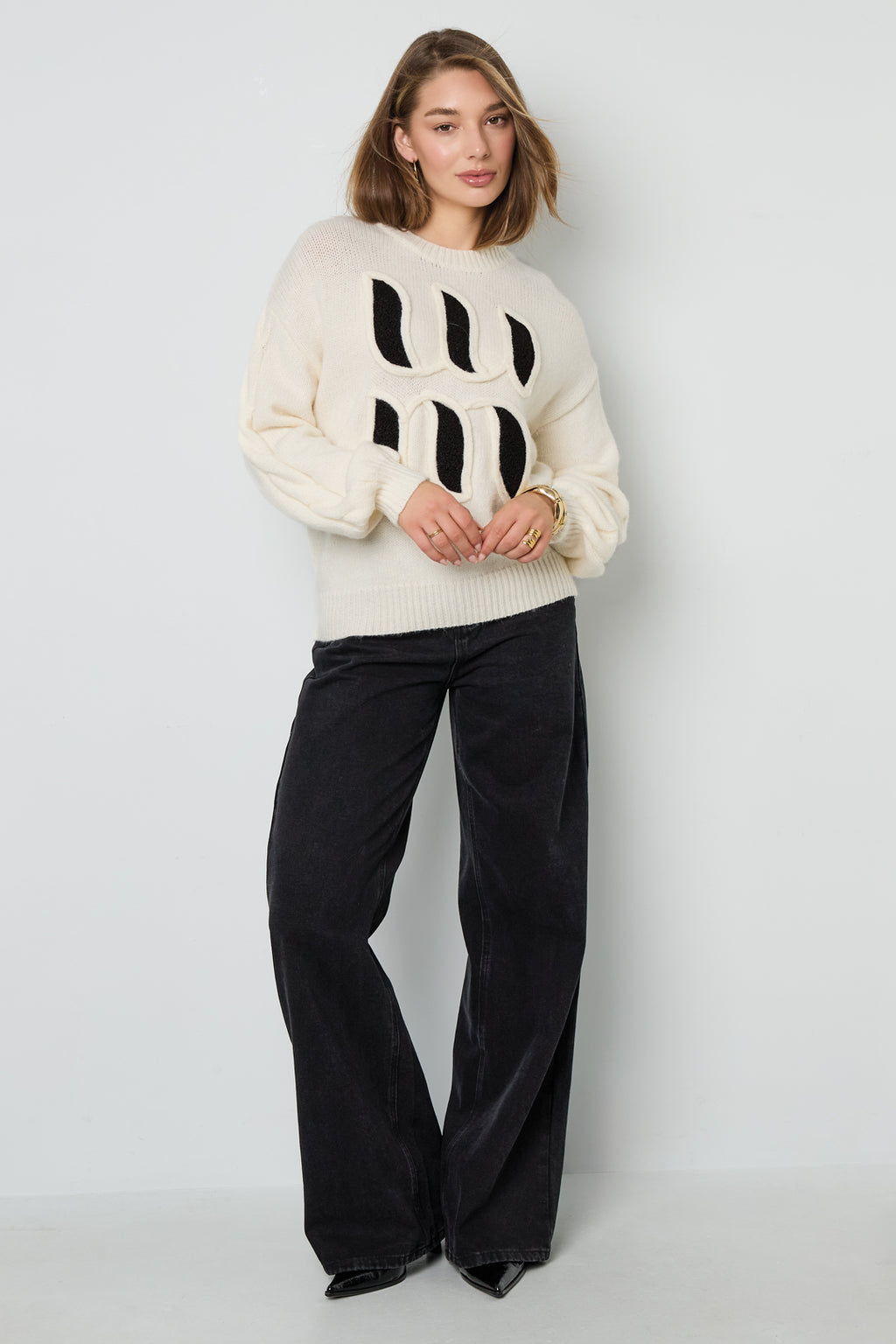 The Letters Knit Sweater SERAMODE