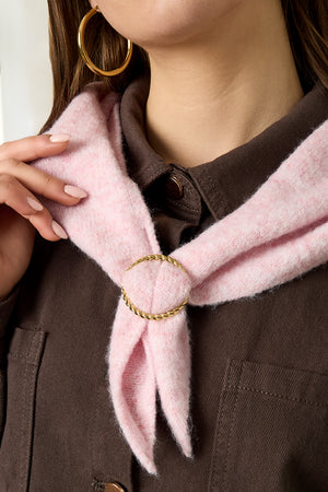 Scarf clip with twisted detail