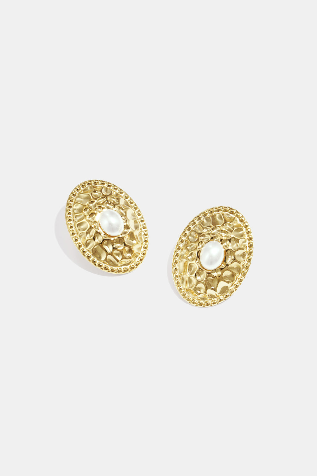 The Hammered Studs SERAMODE