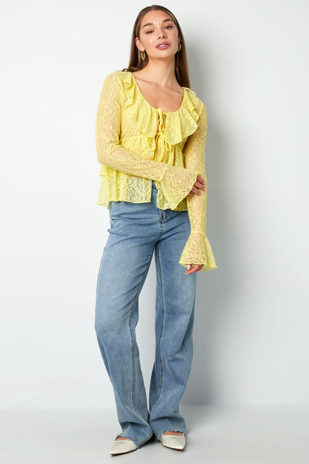 The Lace Ruffle Top SERAMODE