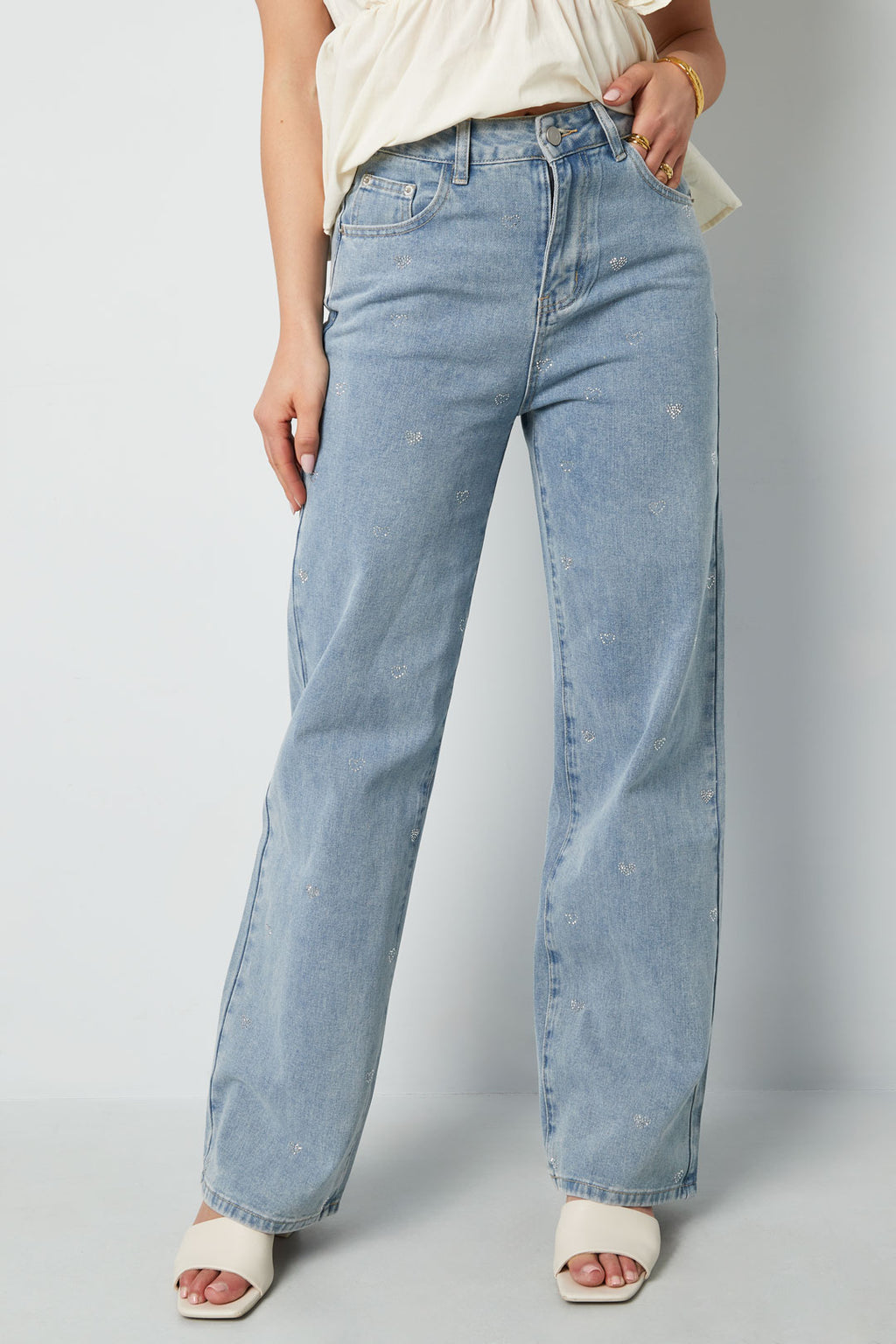 The Heart Embroidered Jeans SERAMODE
