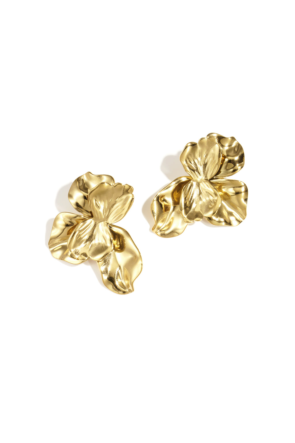 Gouden bloemen stud oorbellen van roestvrij staal met gestructureerde blaadjes