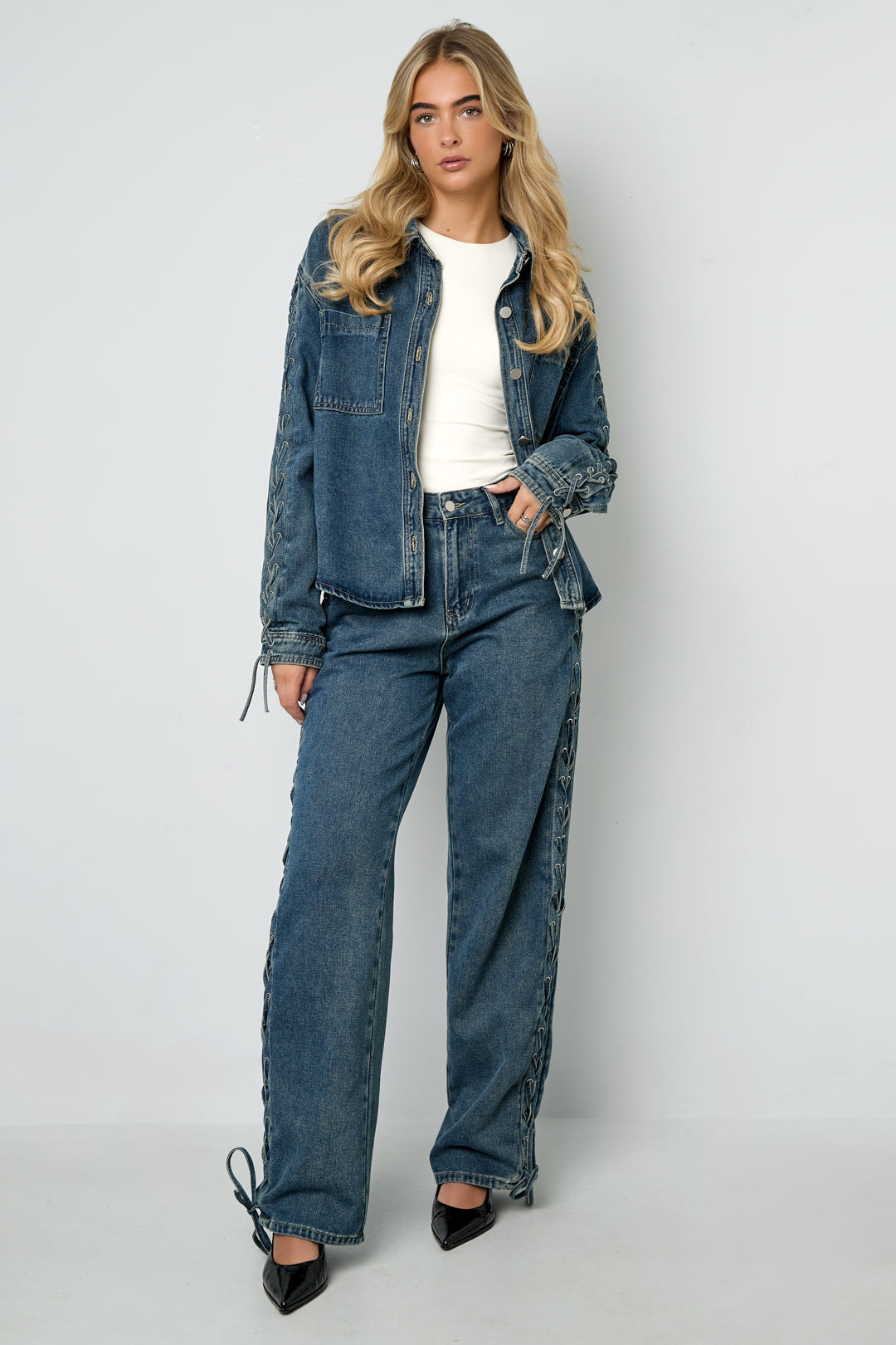 The Tie-Up Denim Jacket SERAMODE