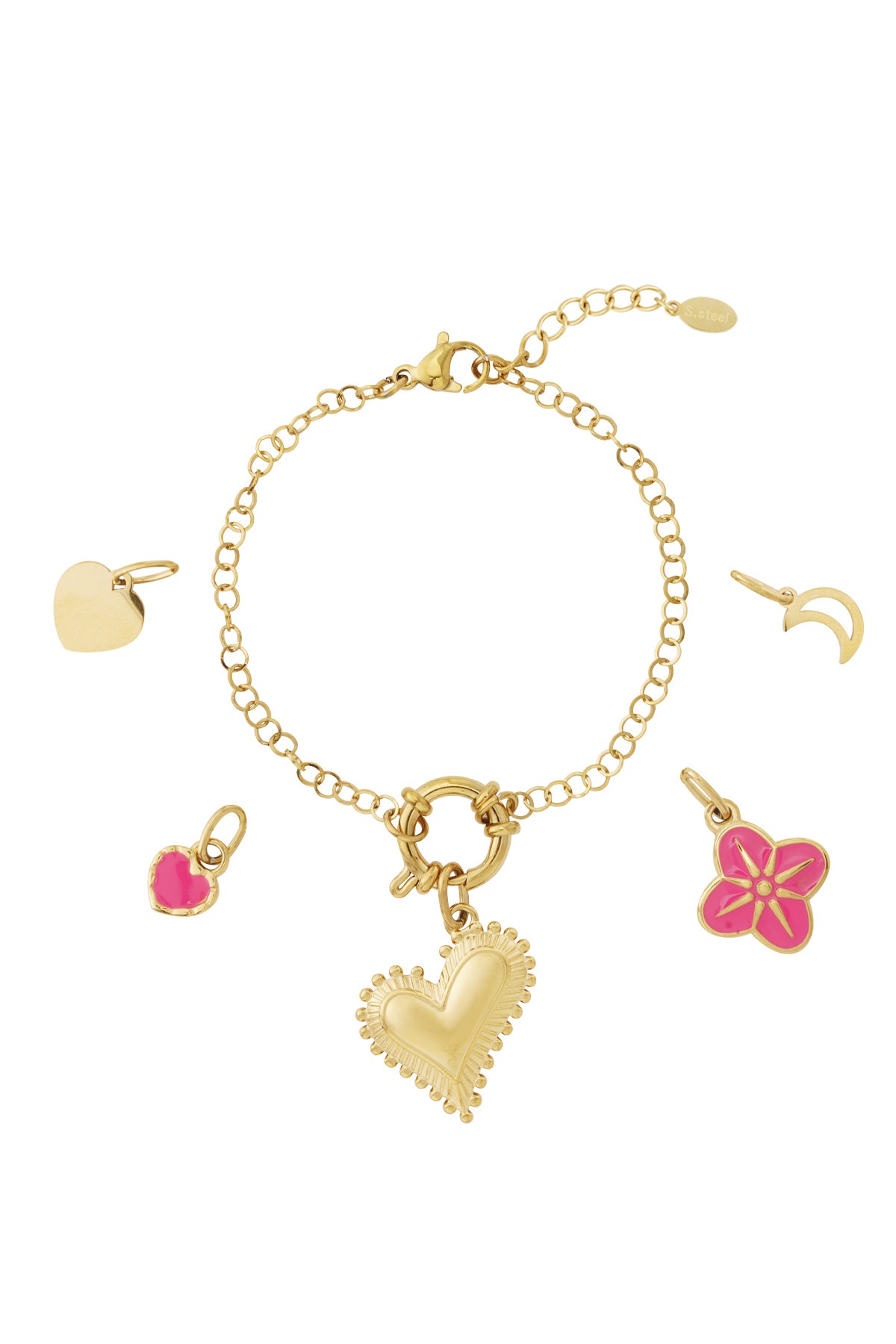 Goudkleurige charm armband met hart bedel en roze emaille accenten
