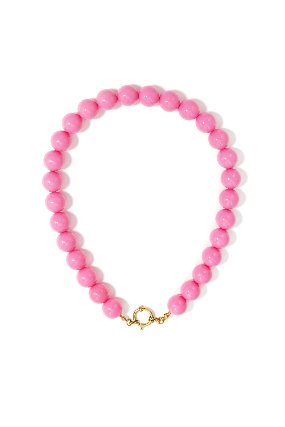 Roze kralen ketting van hars met grote ronde kralen en gouden sluiting