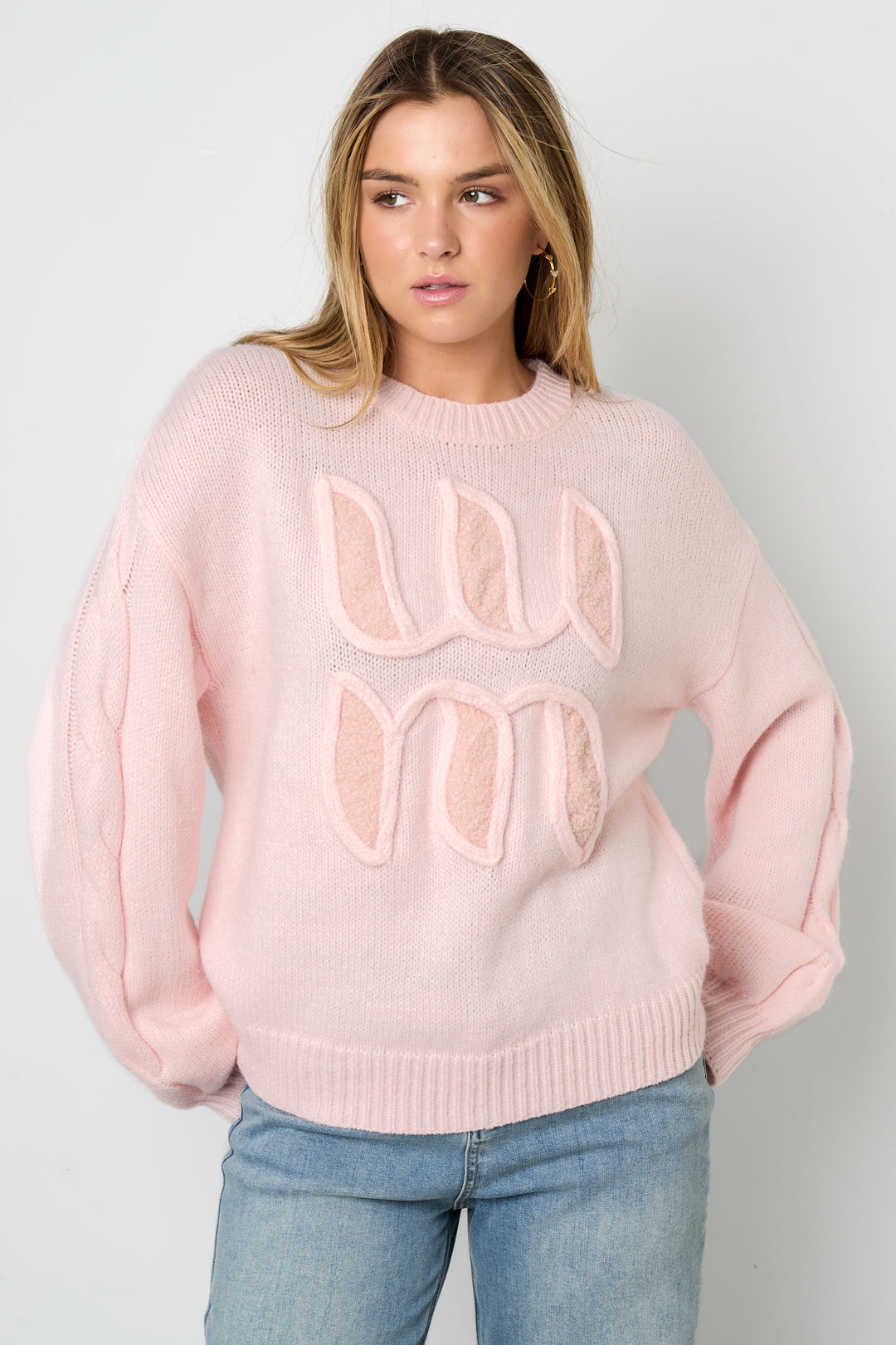 The Letters Knit Sweater SERAMODE