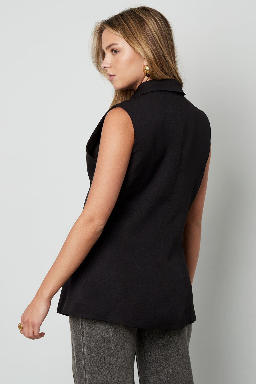 The Modern Asymmetric Blazer SERAMODE