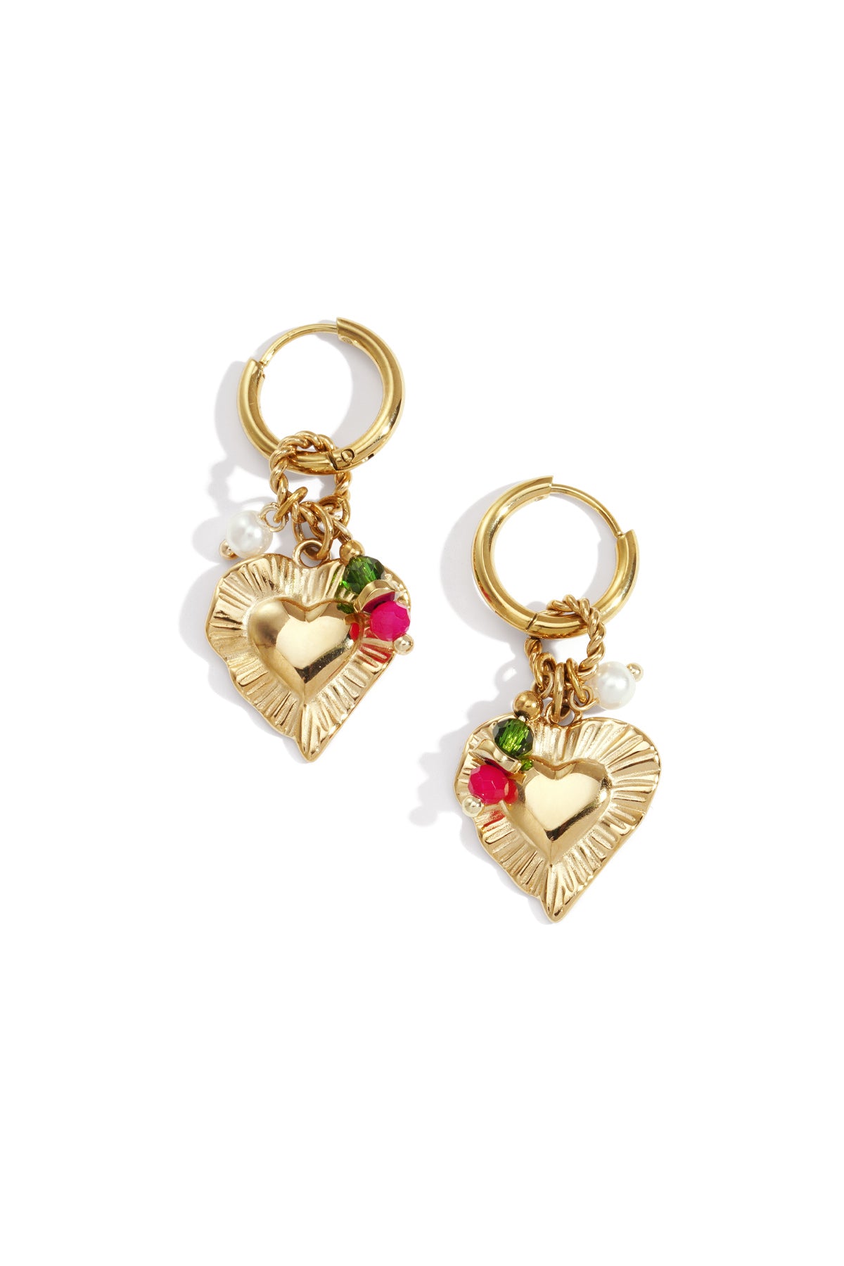 Gouden hart drop oorbellen met geëtste textuur en roze details