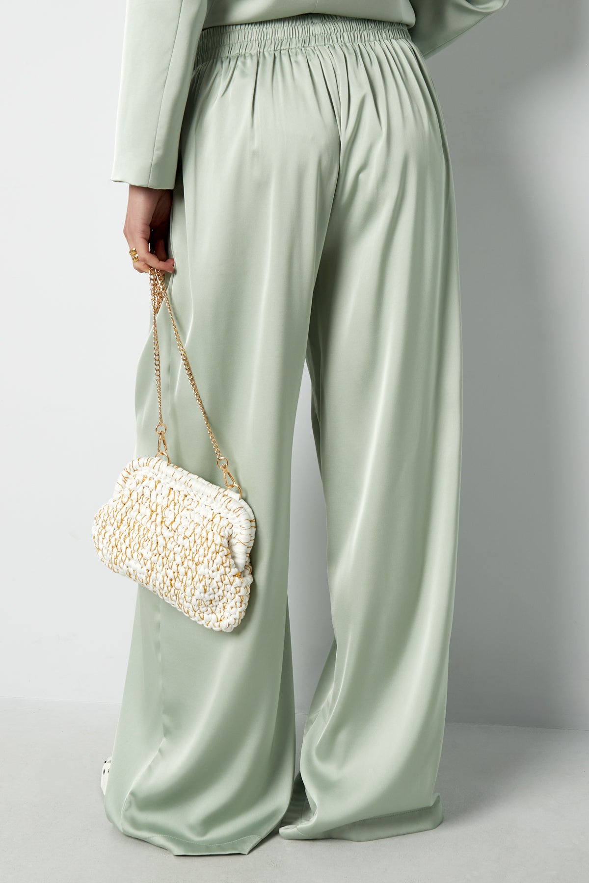 The Essential Straight Pants SERAMODE