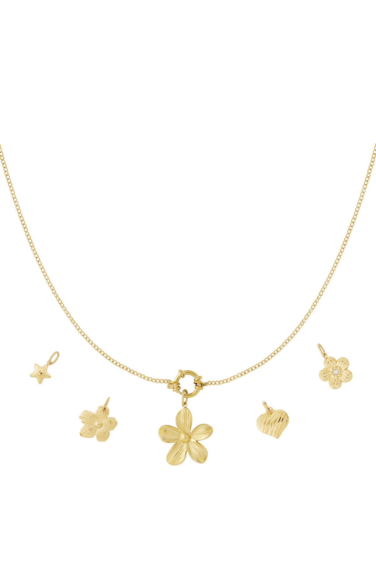 Gouden charm ketting met verschillende bloem hangers klaver en madeliefje