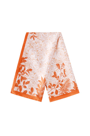 Oranje polyester sjaal met witte botanische bloemen en bladeren print
